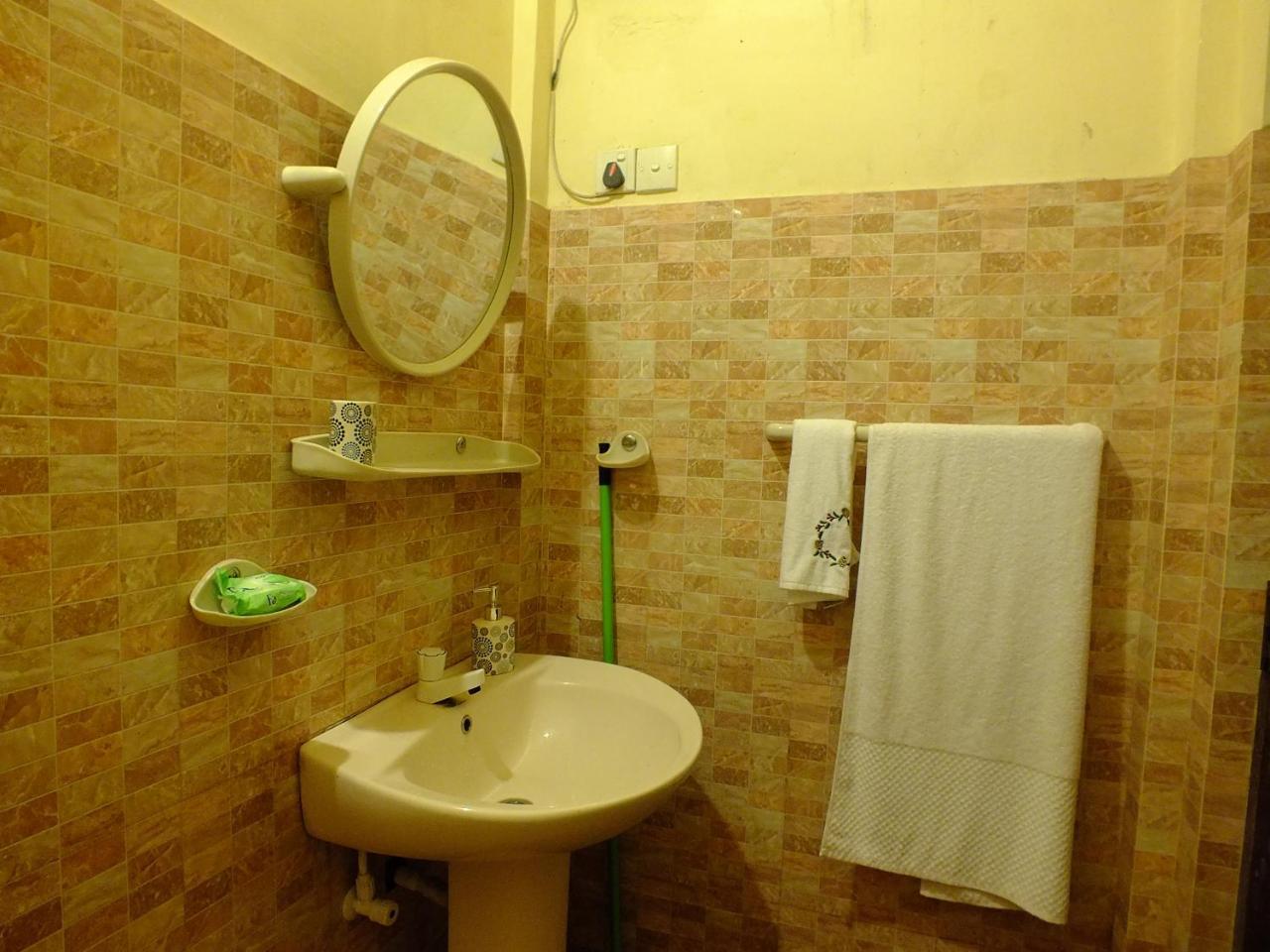 Hillsview Rest & Guest House Matale Dış mekan fotoğraf