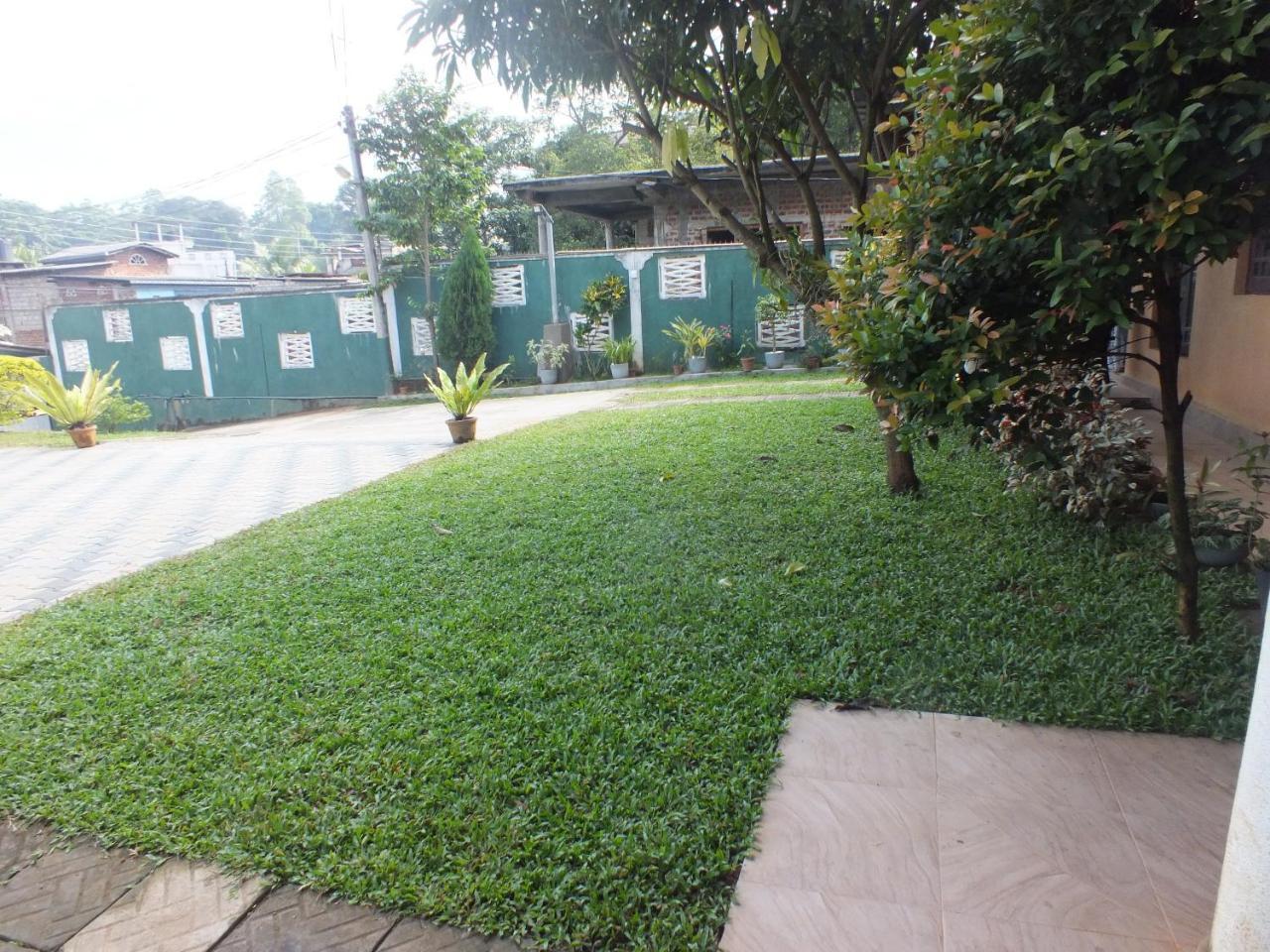 Hillsview Rest & Guest House Matale Dış mekan fotoğraf
