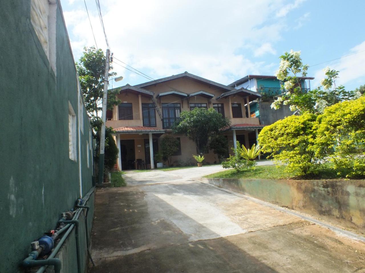 Hillsview Rest & Guest House Matale Dış mekan fotoğraf
